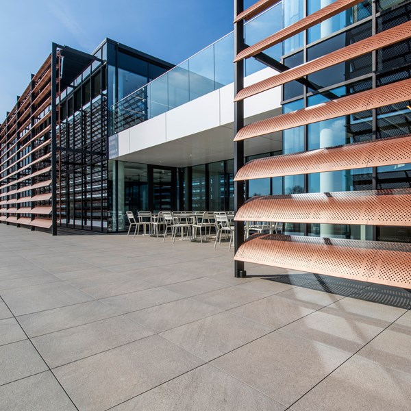 Structural solar shading for office building DCM combines design and functionality Structural solar shading for office building DCM combines design and functionality