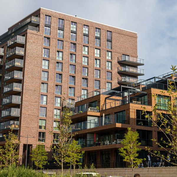 Wonen in de stad met uitzicht op groen